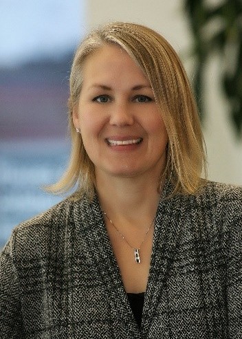 Dena Ehrich ’04